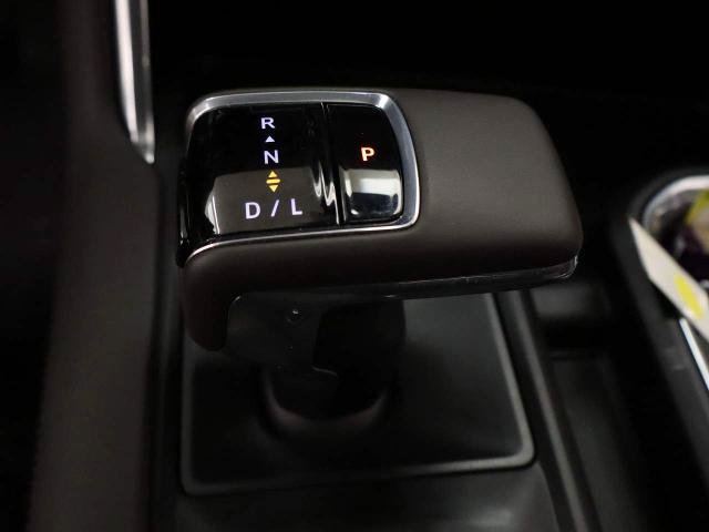 Used 2023 GMC Sierra 1500 Denali w/ Denali Reserve Package AWD/4WD image 35