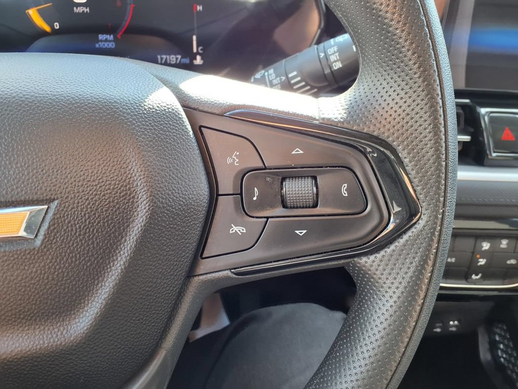Used 2024 Chevrolet TrailBlazer LT FWD image 19