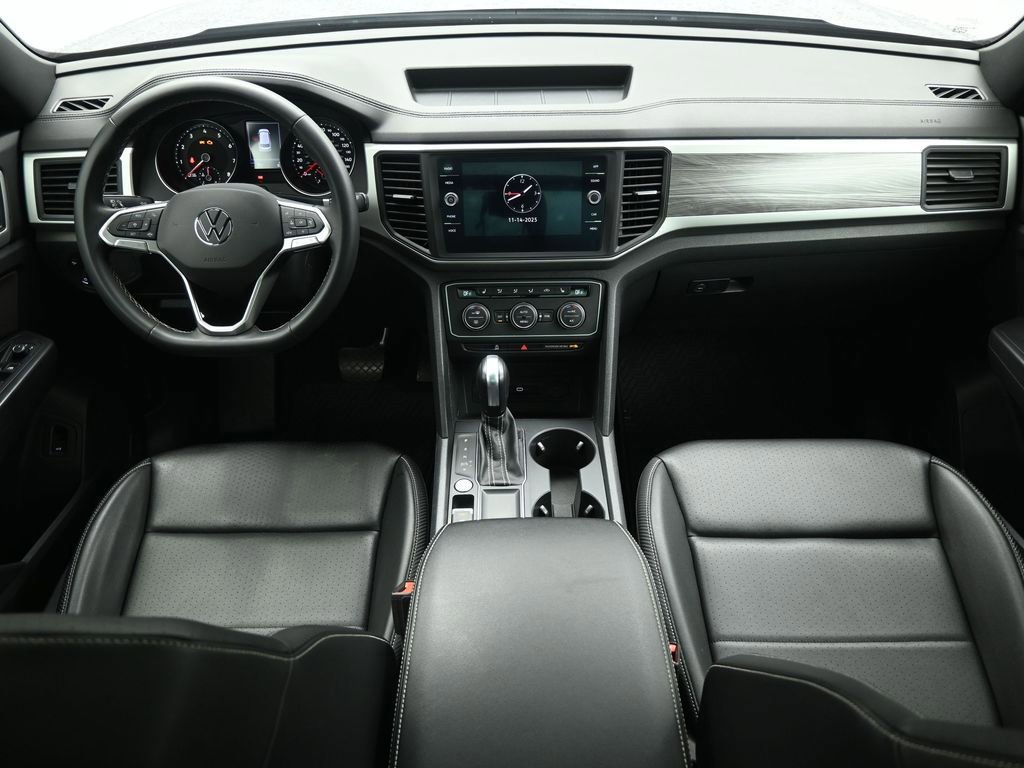 Used 2021 Volkswagen Atlas Cross Sport SE w/ Panoramic Sunroof Package image 49