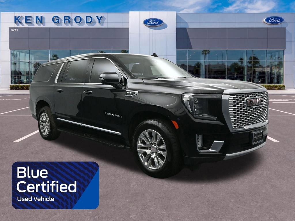Used 2021 GMC Yukon XL Denali AWD/4WD image 1