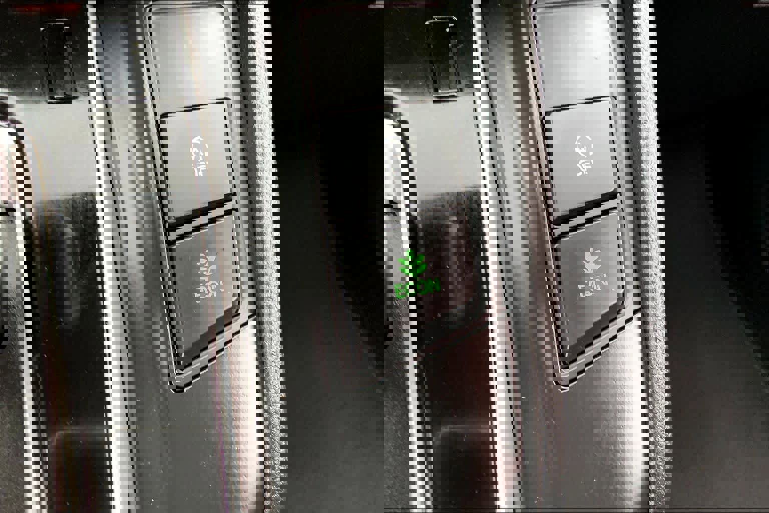 Used 2020 Honda CR-V LX image 31