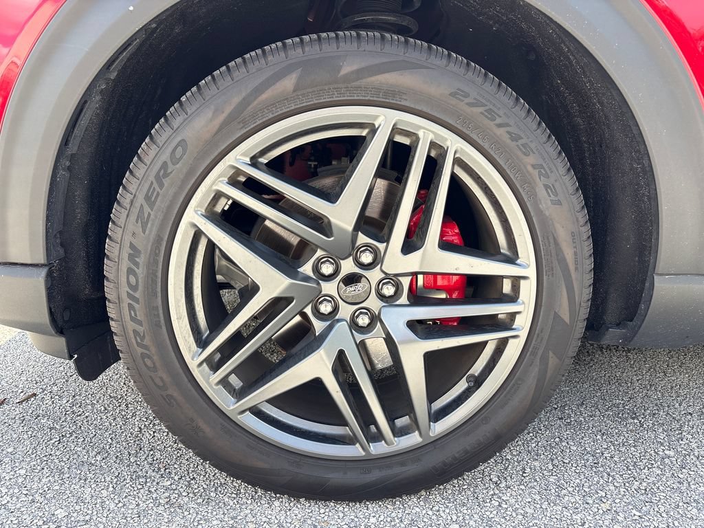 Certified 2025 Ford Explorer ST-Line w/ Premium Package RWD image 15