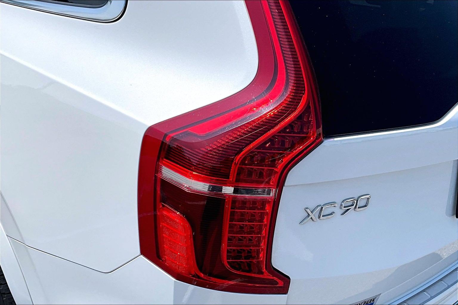 Used 2022 Volvo XC90 T8 Inscription w/ Advanced Package AWD/4WD image 23