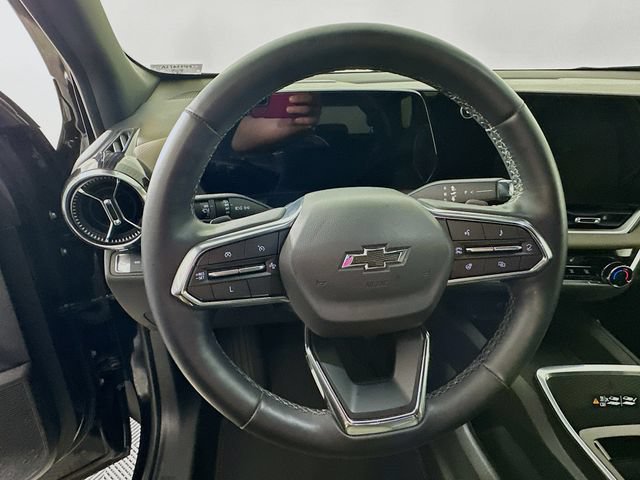 Used 2025 Chevrolet Equinox LT w/ Convenience Package II AWD/4WD image 17