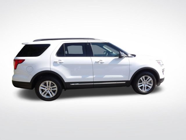 Certified 2018 Ford Explorer XLT AWD/4WD image 15