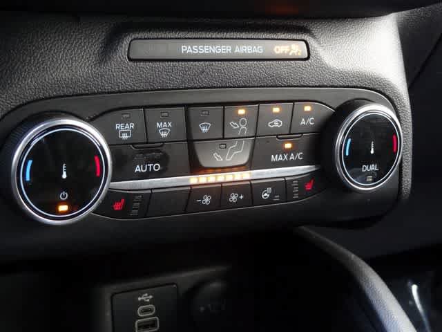 Certified 2024 Ford Escape ST-Line AWD/4WD image 34