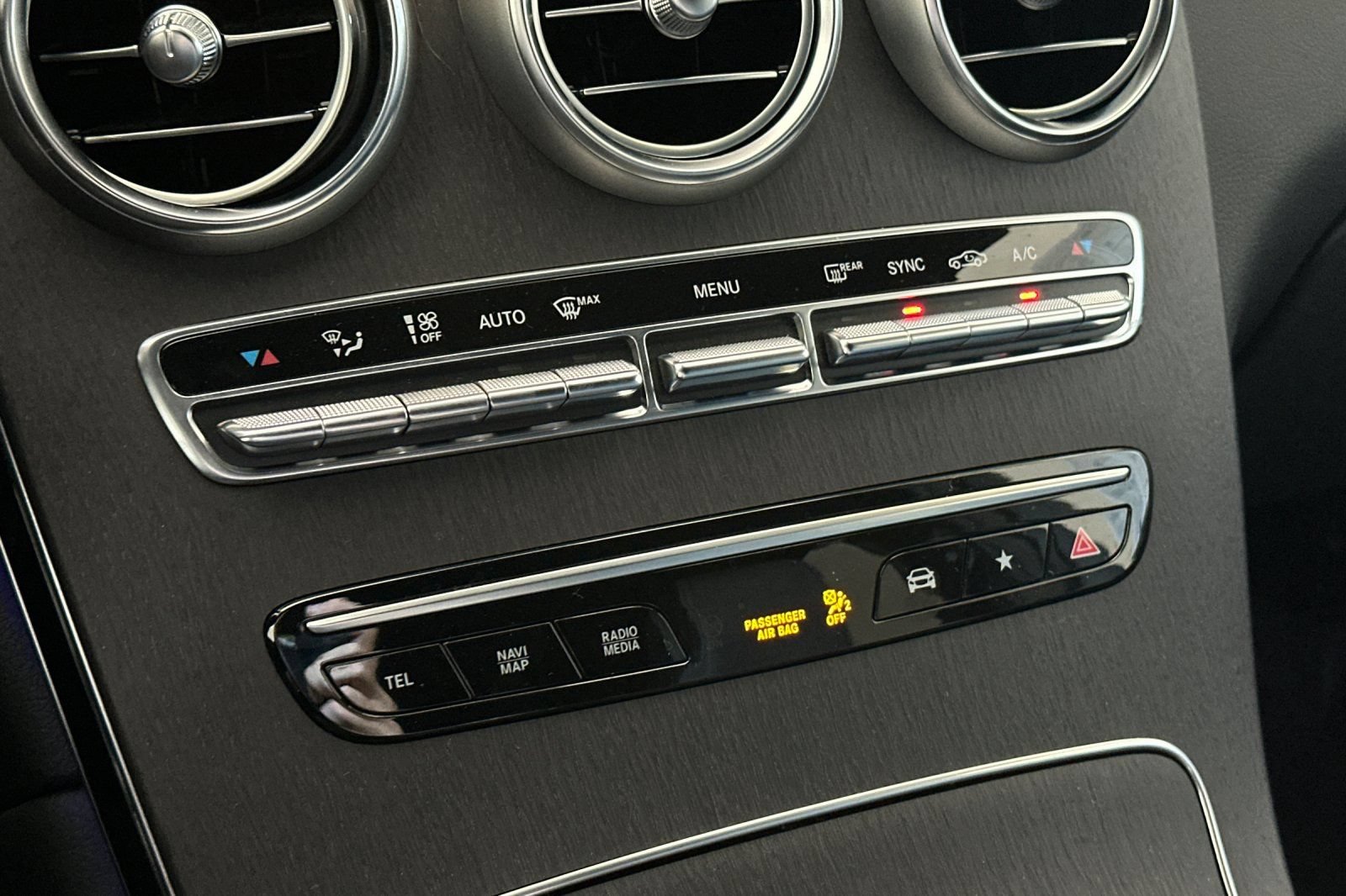 Used 2022 Mercedes-Benz GLC 300 image 19