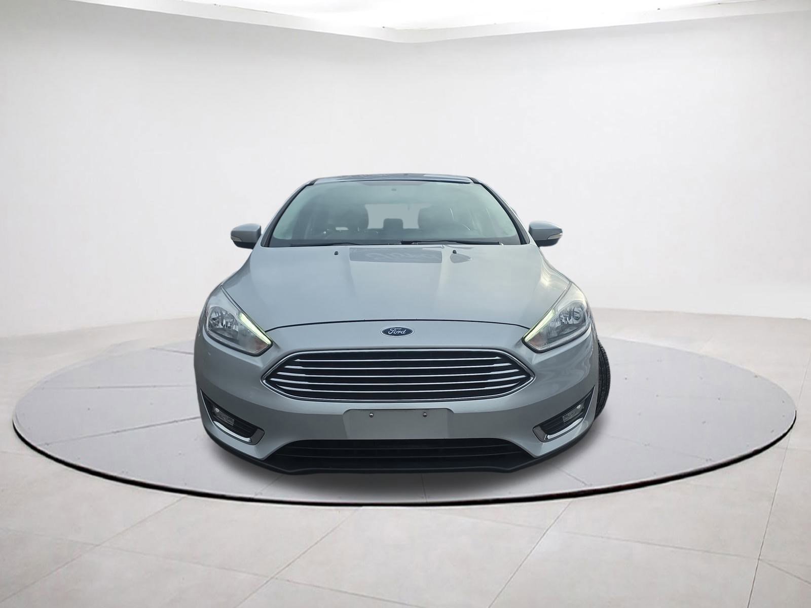 Certified 2018 Ford Focus Titanium image 10