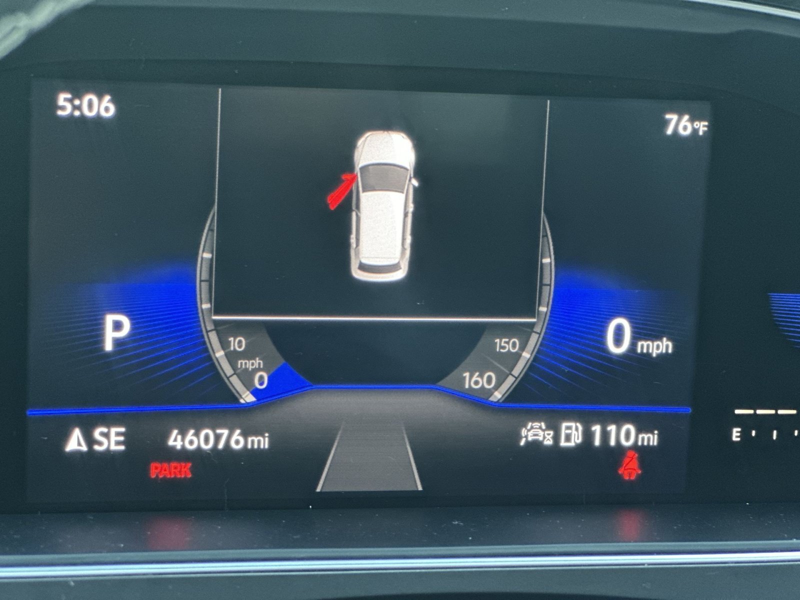 Used 2022 Volkswagen Tiguan SE w/ Panoramic Sunroof Package FWD image 18