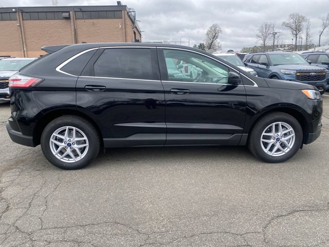 Certified 2022 Ford Edge SEL w/ Convenience Package AWD/4WD image 8