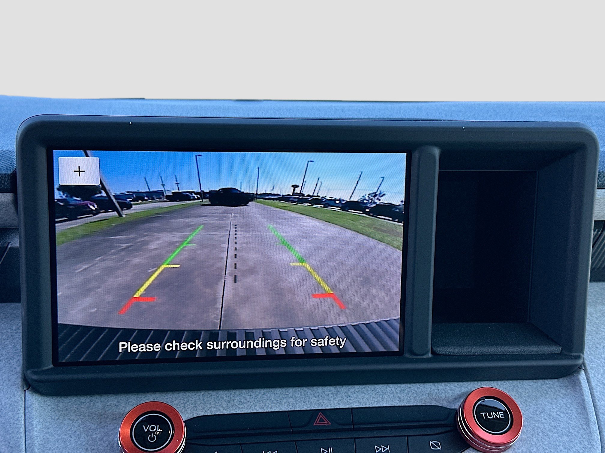 Certified 2024 Ford Maverick XLT w/ XLT Luxury Package image 13