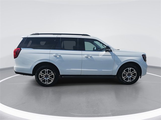 Certified 2025 Ford Expedition Active image 6