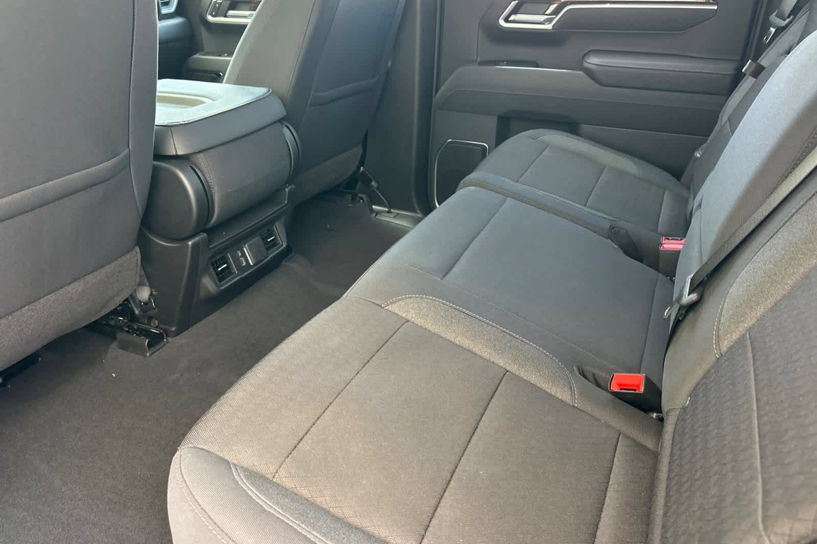 Used 2026 GMC Sierra 1500 Elevation AWD/4WD image 4