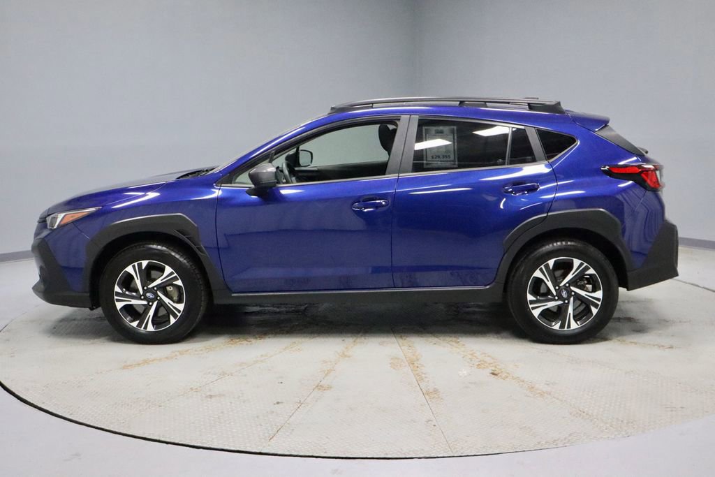 Used 2025 Subaru Crosstrek 2.0i Premium AWD/4WD image 2