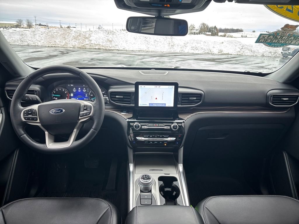 Certified 2023 Ford Explorer Limited w/ Equipment Group 301A image 20