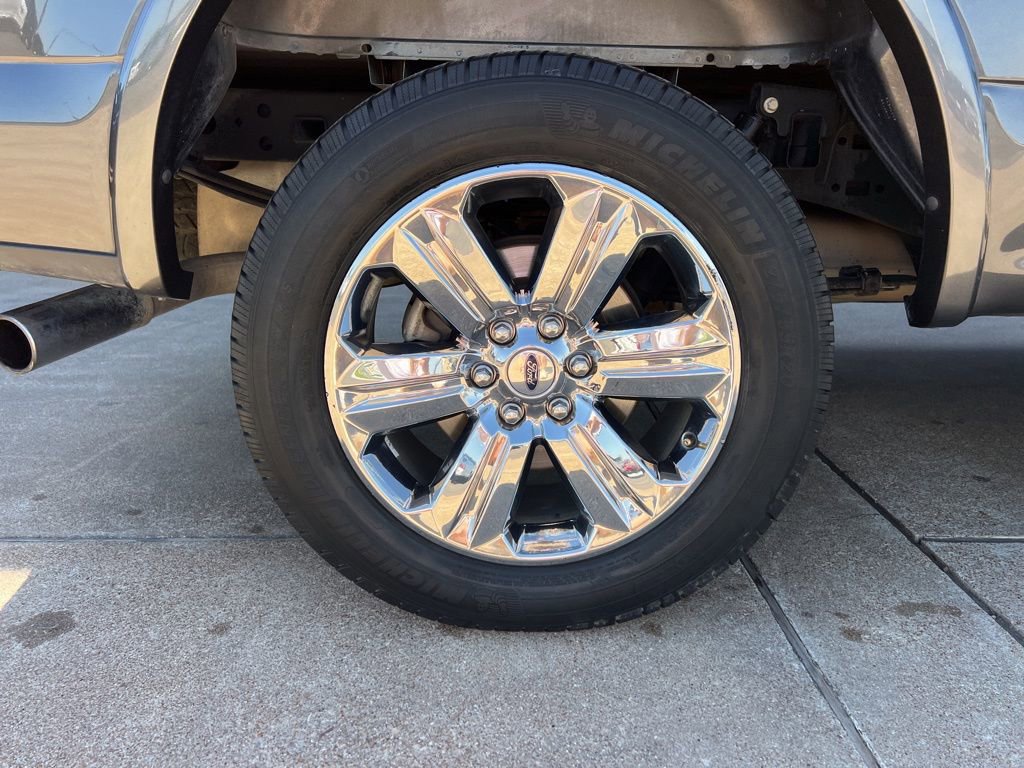 Certified 2019 Ford F150 Lariat w/ Equipment Group 502A Luxury image 9