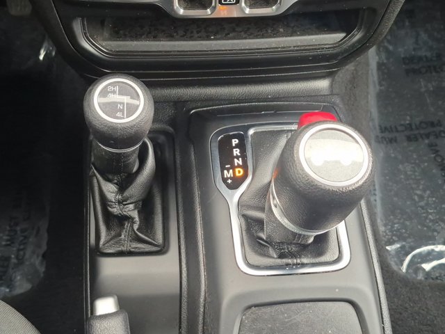 Used 2021 Jeep Wrangler Unlimited Sport AWD/4WD image 26