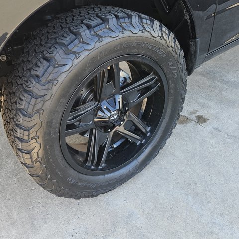 Used 2018 RAM 1500 Big Horn image 9