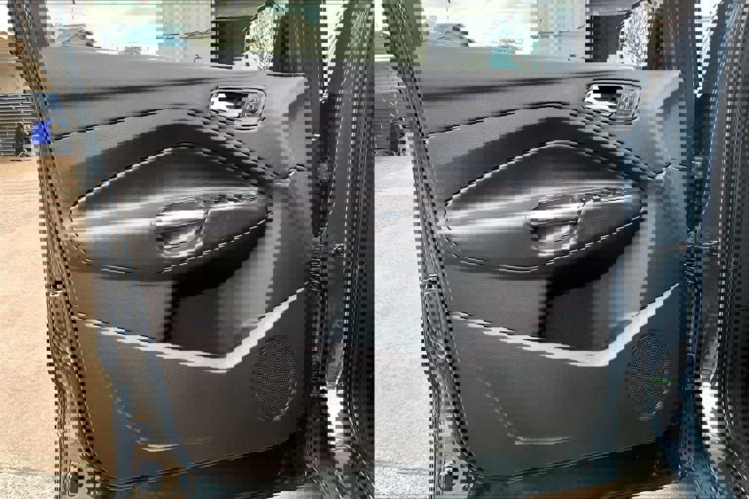 Certified 2019 Ford Escape SE image 23