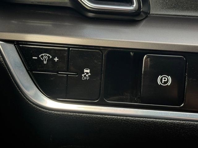 Used 2023 Kia Sportage EX FWD image 13