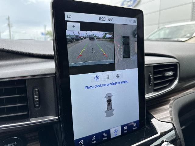 Certified 2022 Ford Explorer Limited w/ Limited Technology Package RWD image 19