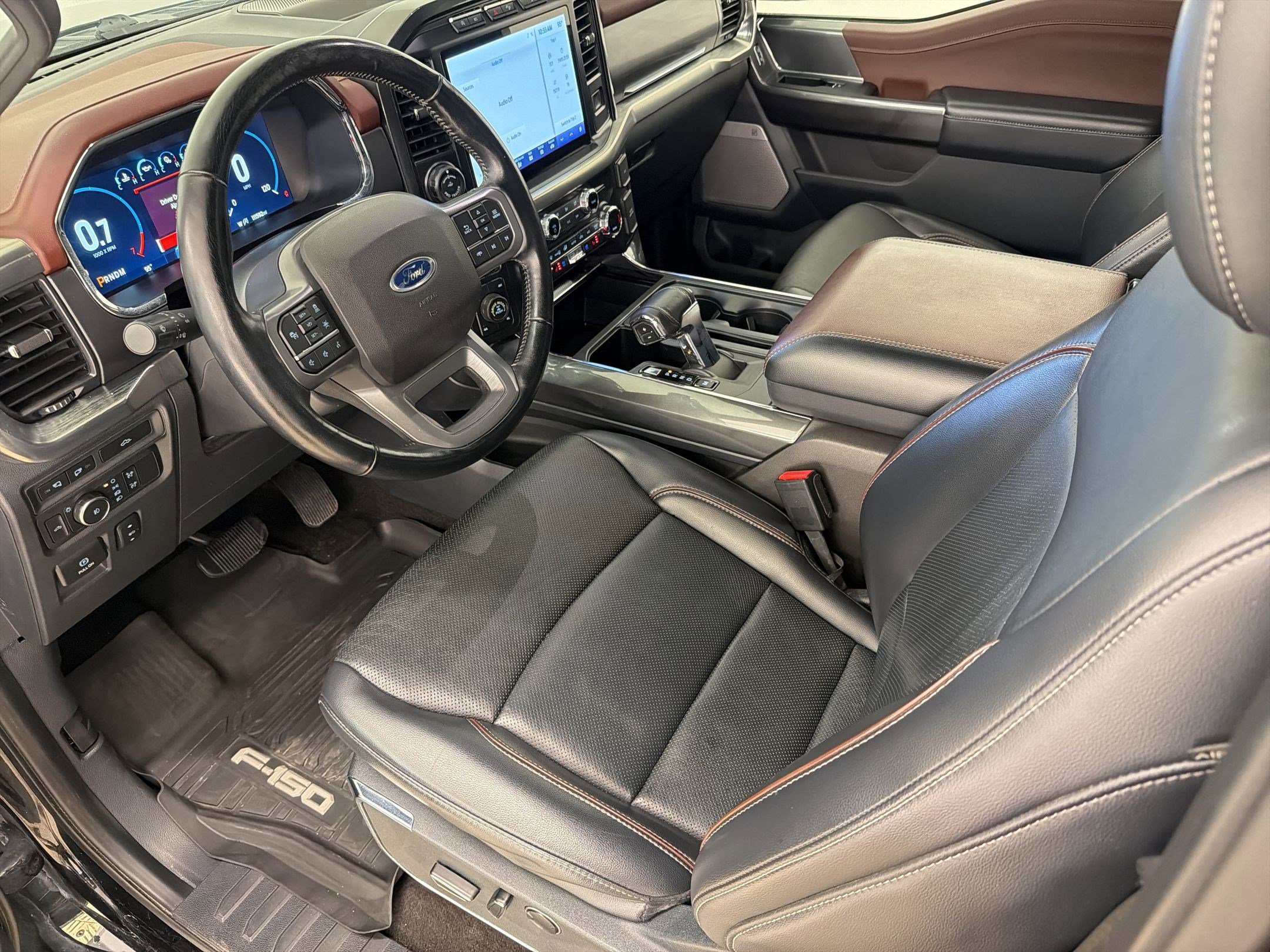 Certified 2021 Ford F150 Lariat w/ Equipment Group 502A High image 4