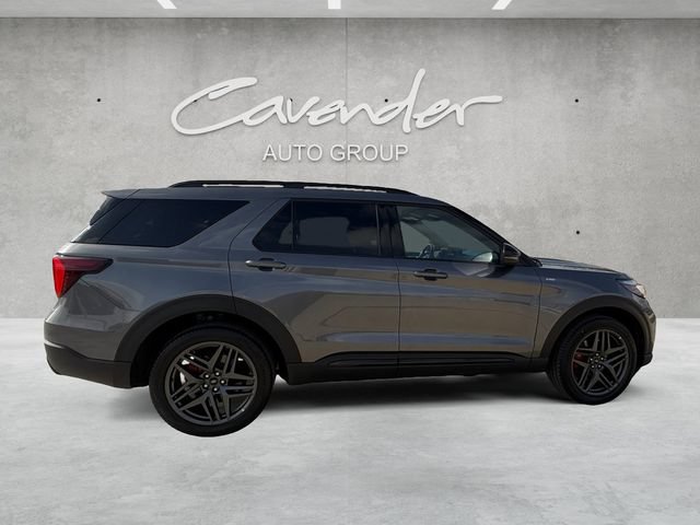 Certified 2025 Ford Explorer ST-Line w/ ST-Line Street Pack AWD/4WD image 18