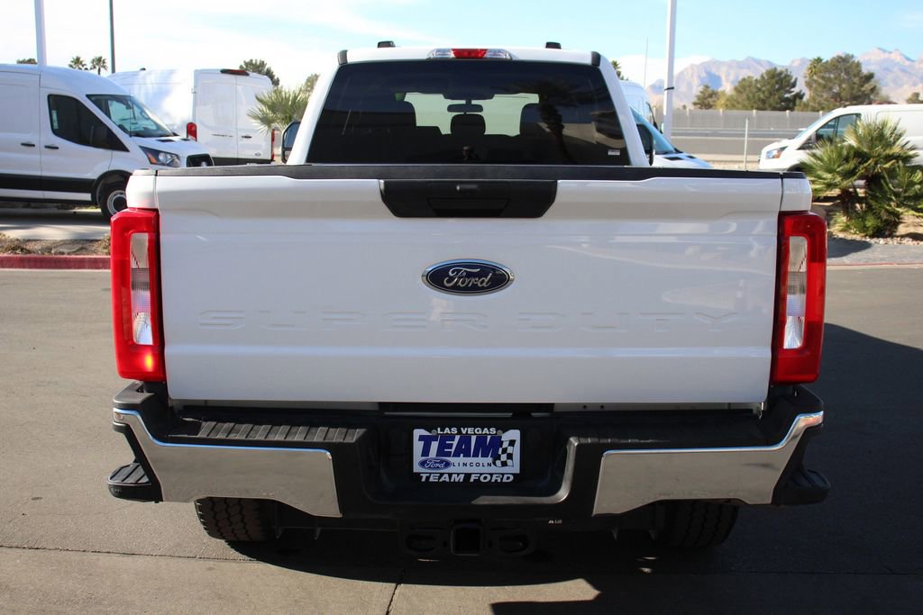 Certified 2025 Ford F350 XLT image 7