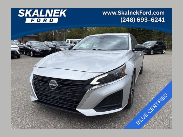 Used 2024 Nissan Altima 2.5 SV