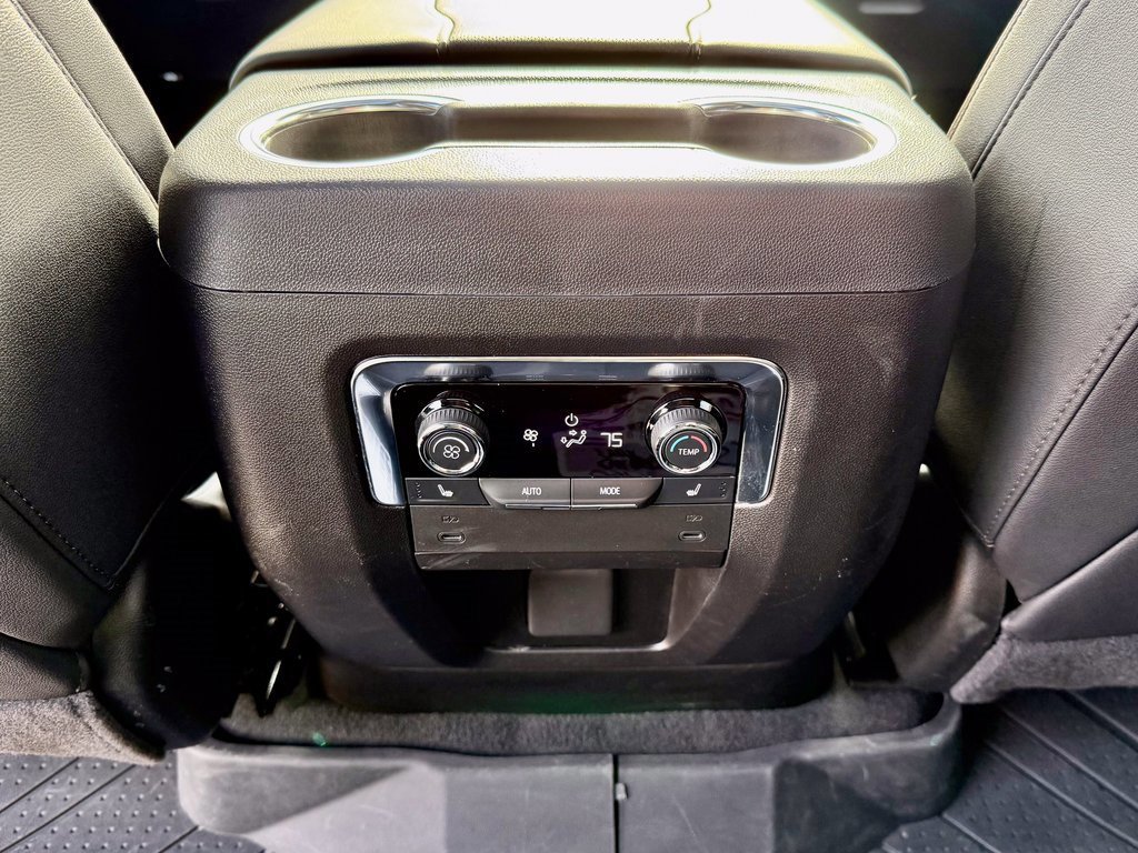 Used 2025 Chevrolet Suburban Premier w/ Sun And Tow Package image 37