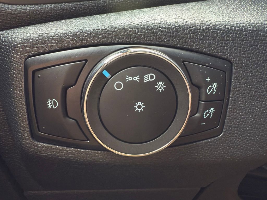 Certified 2021 Ford EcoSport SE image 22