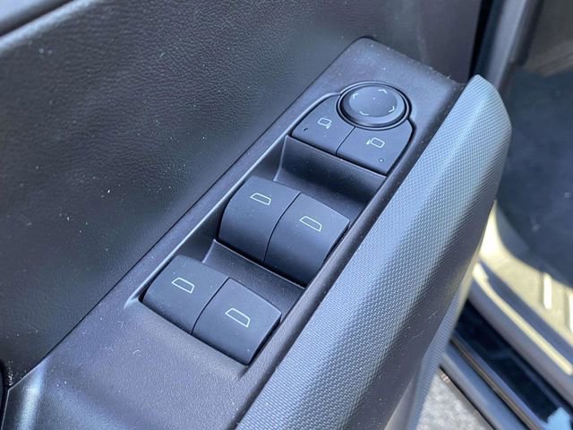 Used 2024 Chevrolet Colorado W/T w/ Safety Package image 18