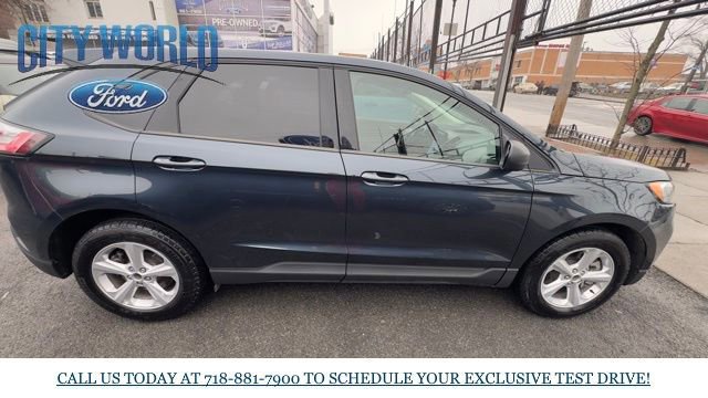 Certified 2024 Ford Edge SE image 6