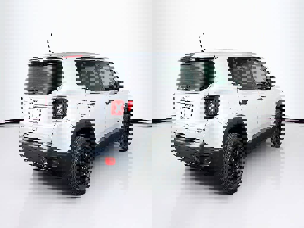 Used 2019 Jeep Renegade Sport image 24