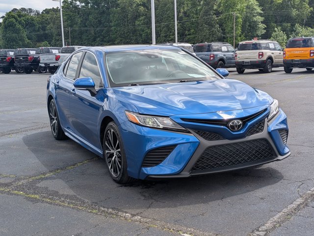 Used 2019 Toyota Camry SE w/ Audio Package
