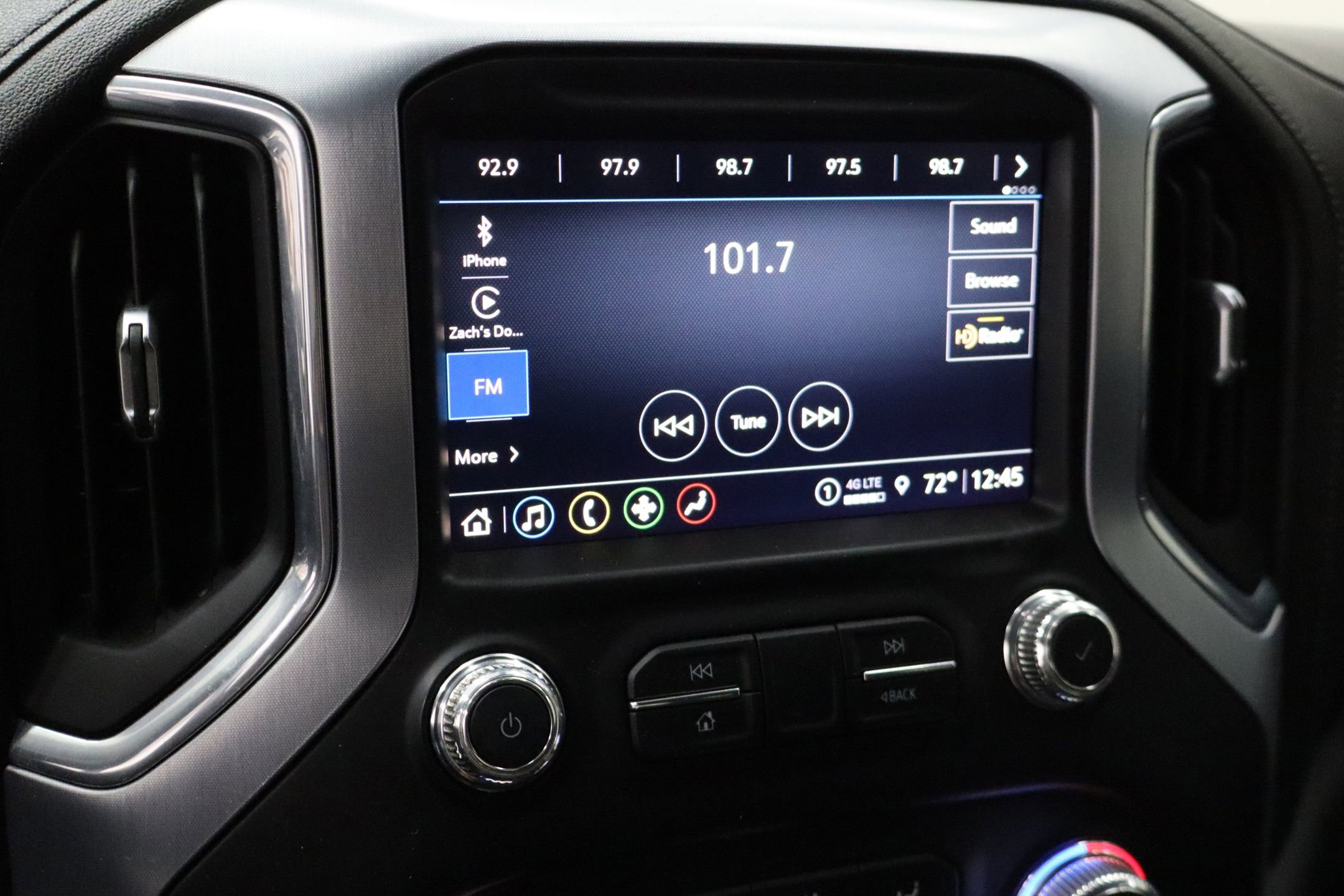 Used 2021 GMC Sierra 1500 SLE w/ Preferred Package AWD/4WD image 22
