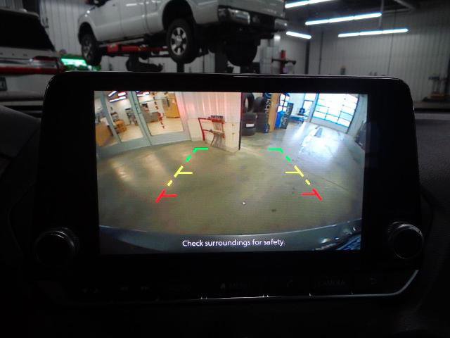 Used 2023 Nissan Sentra SV image 15