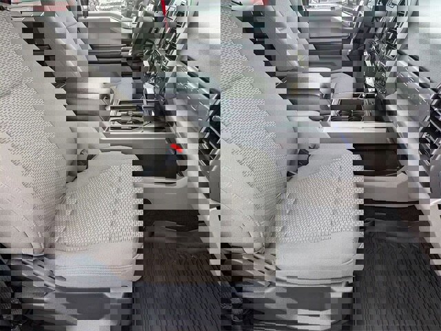 Certified 2022 Ford F450 XLT w/ XLT Value Package image 20