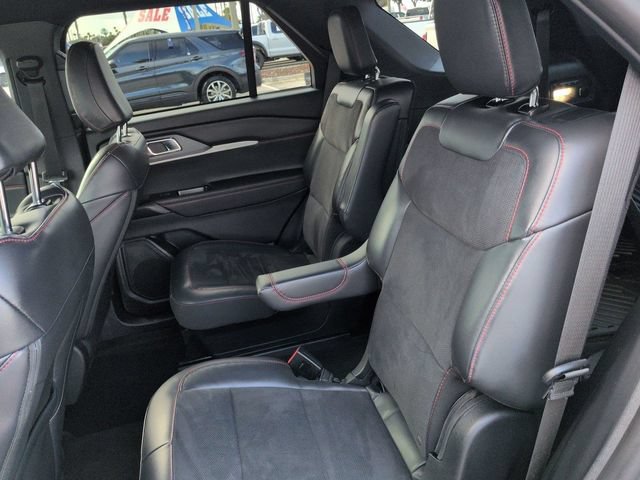 Certified 2025 Ford Explorer ST RWD image 13