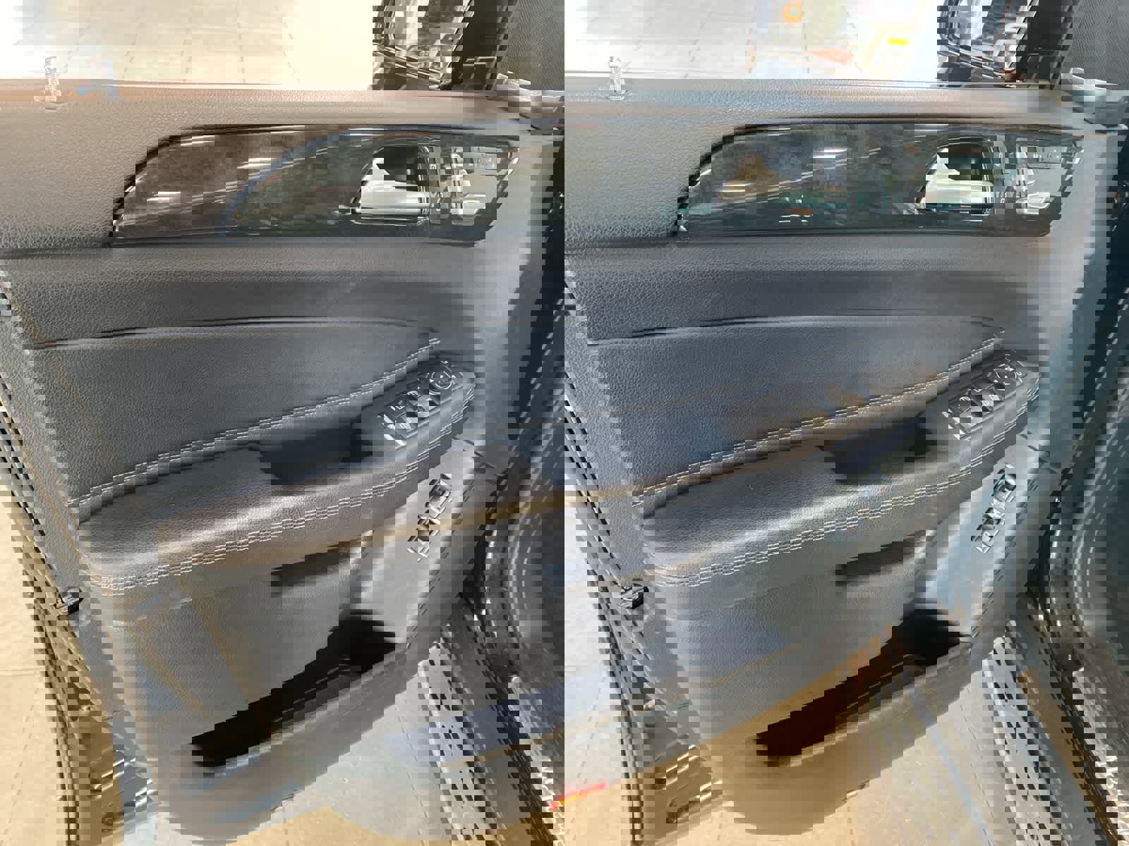 Used 2017 Mercedes-Benz GLS 450 4MATIC image 18