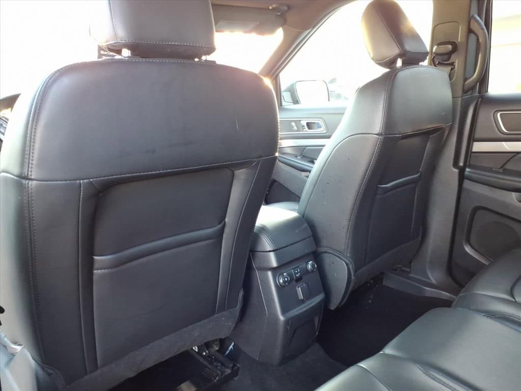 Certified 2019 Ford Explorer XLT w/ Equipment Group 202A image 24