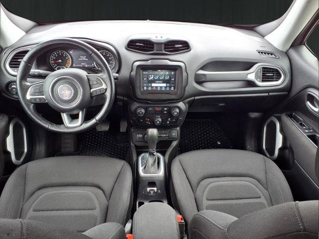 Used 2021 Jeep Renegade Latitude w/ Convenience Group AWD/4WD image 16