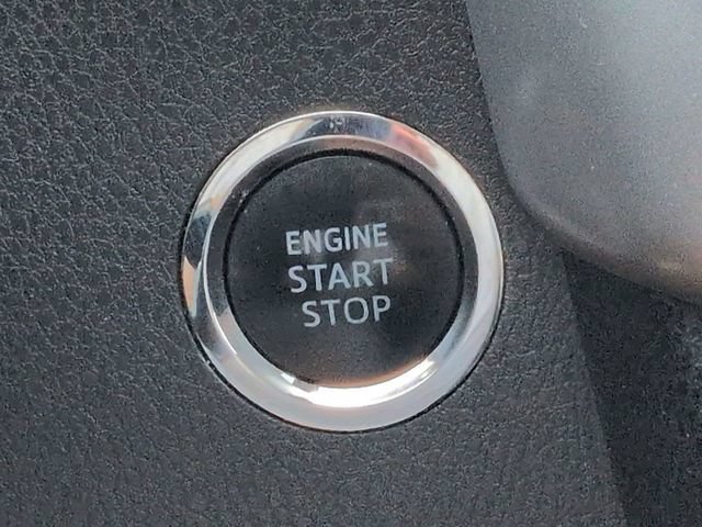 Used 2018 Toyota Highlander XLE AWD/4WD image 27