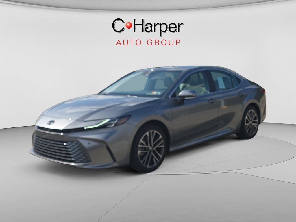 Used 2025 Toyota Camry XLE w/ Premium Plus Package AWD/4WD image 2