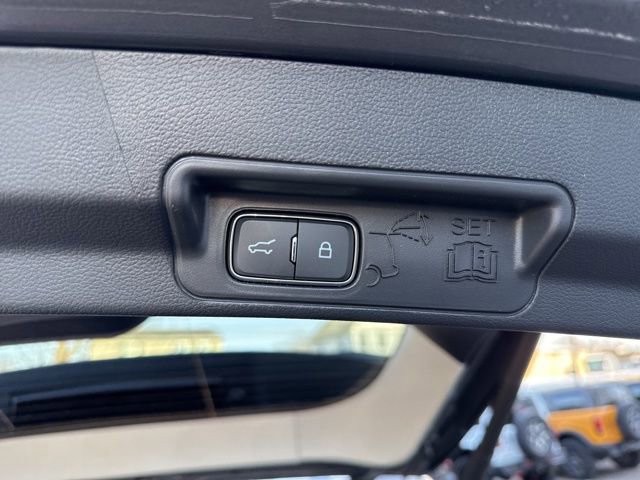 Certified 2025 Ford Explorer Active image 47