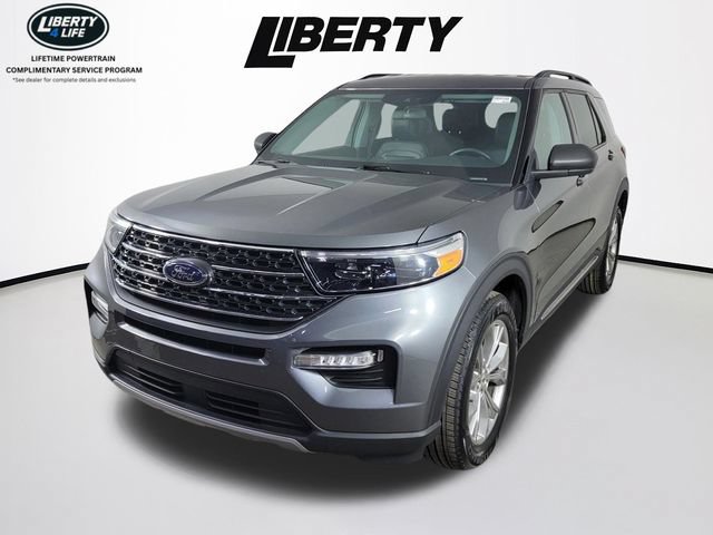 Certified 2023 Ford Explorer XLT w/ Equipment Group 202A AWD/4WD image 8