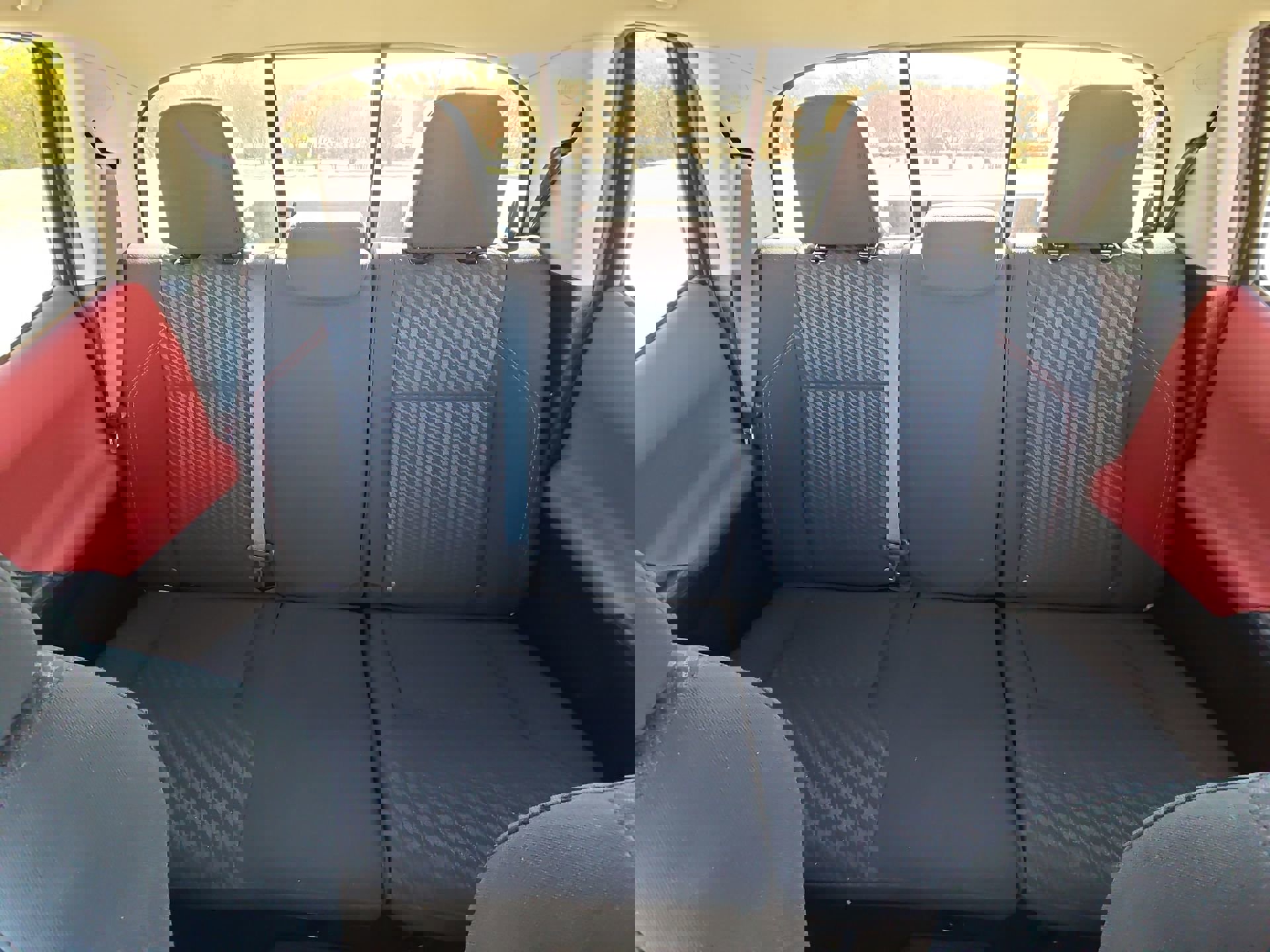 Used 2021 Toyota Tacoma SR5 image 21