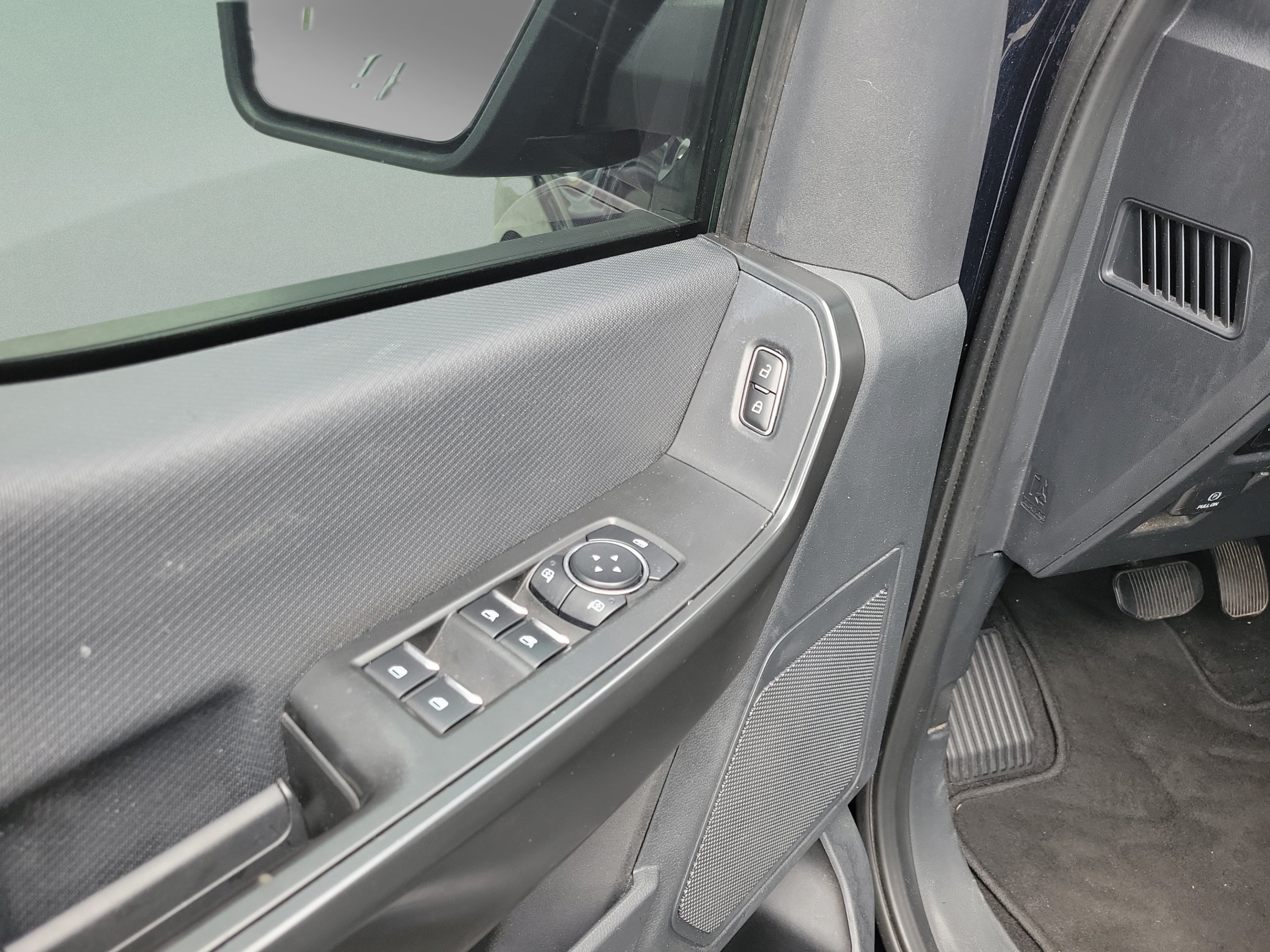 Certified 2023 Ford F150 XL w/ STX Appearance Package RWD image 15