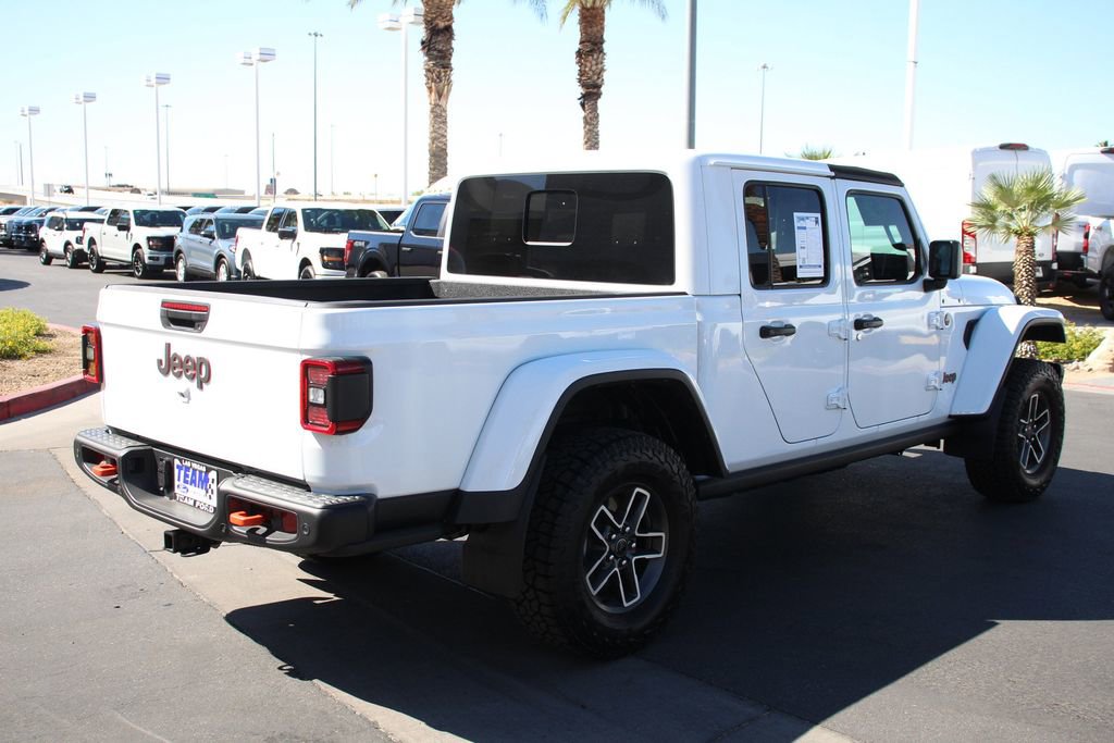 Used 2025 Jeep Gladiator Mojave AWD/4WD image 8