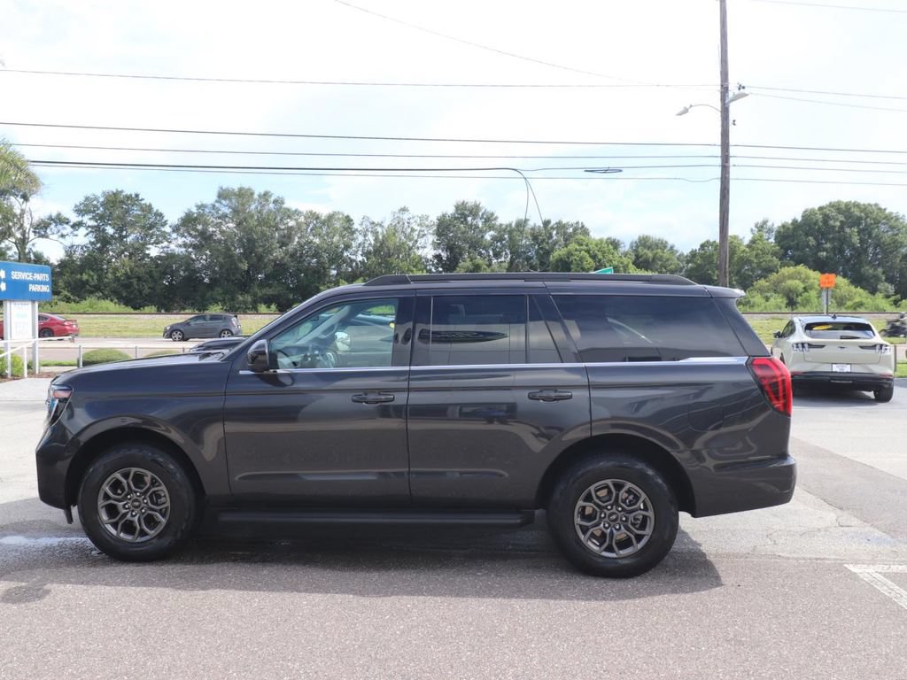 Certified 2025 Ford Expedition Active RWD image 8